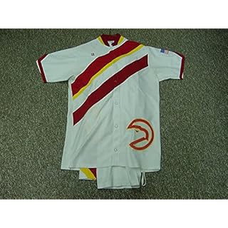 sidney moncrief atlanta hawks 1990-91 game worn warm-up suit
